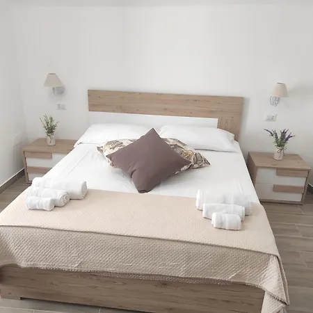 Santa Filomena * Латерца