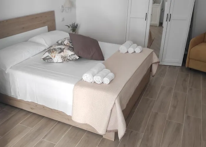 Santa Filomena Nocleg ze śniadaniem *